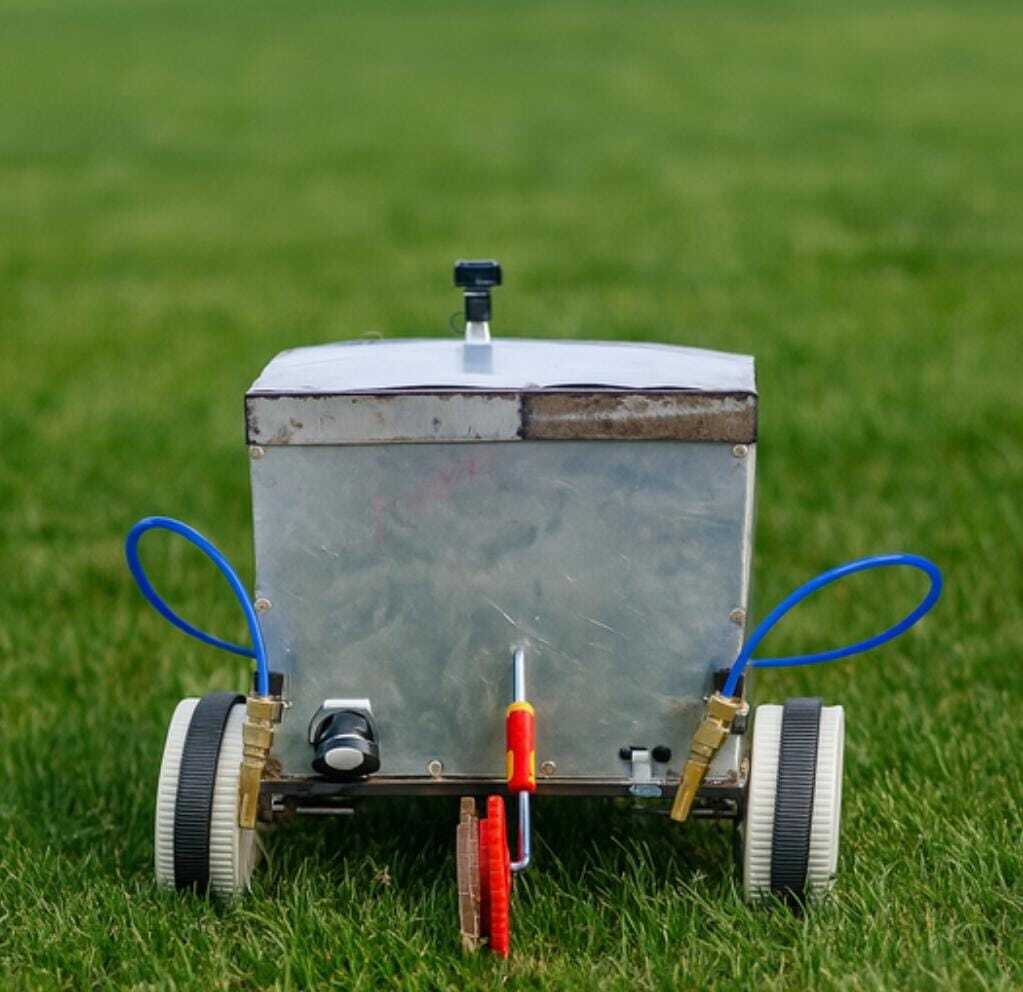 Smart Agritech Rover (AgriDROVER)